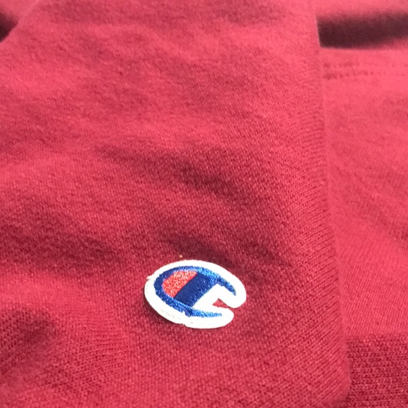 champion reverse weave pullover hoodie in colour cranberry !! - Picture 3 of 6